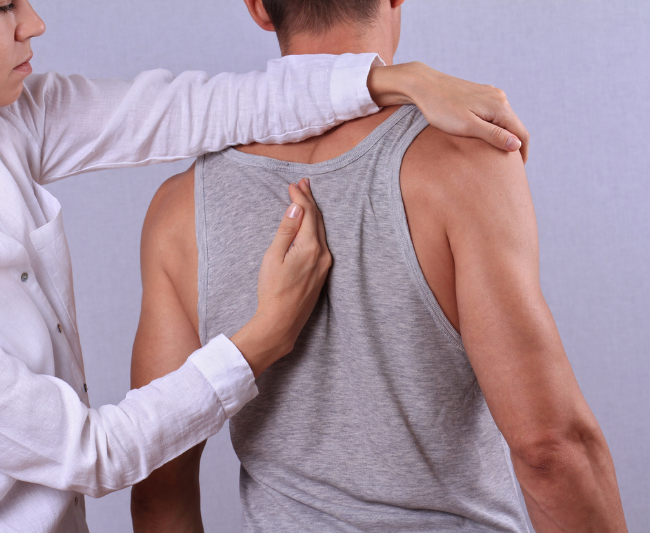 fysiotherapie zoekt verbanden als uw bewegingsvrijheid verminderd door hoge rugklachten